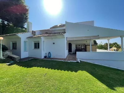 Detached Villa in Estepona