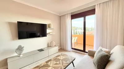 Middle Floor Apartment in Benahavís