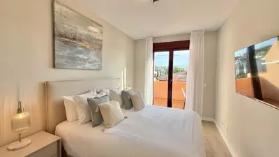 Middle Floor Apartment in Benahavís