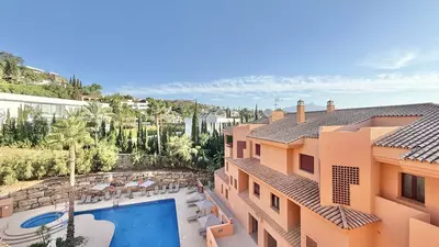 Middle Floor Apartment in Benahavís