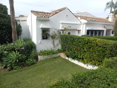 Detached Villa in Guadalmina Alta