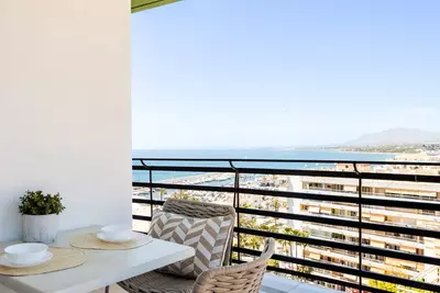 Middle Floor Apartment in Marbella