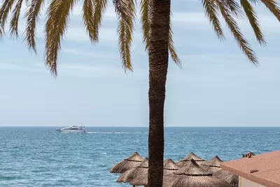Middle Floor Apartment in Marbella