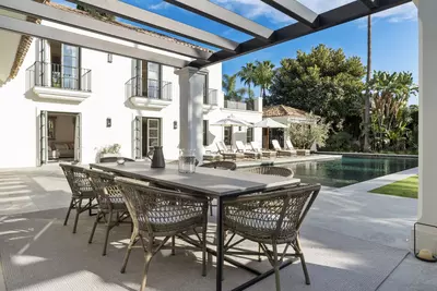 Detached Villa in Nueva Andalucía