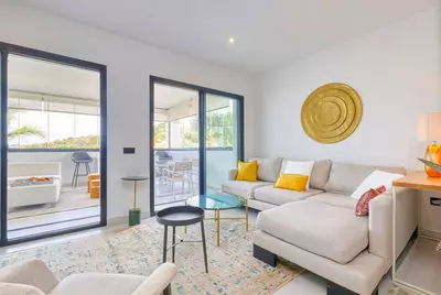Middle Floor Apartment in Estepona