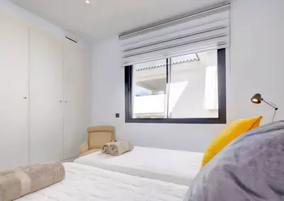 Middle Floor Apartment in Estepona