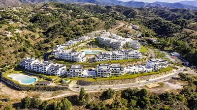 Middle Floor Apartment in Estepona