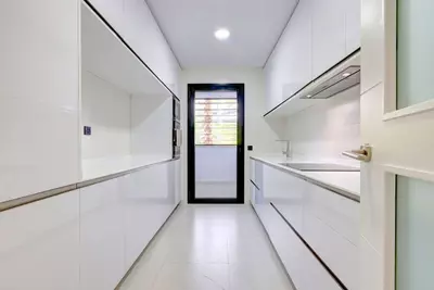 Middle Floor Apartment in Estepona