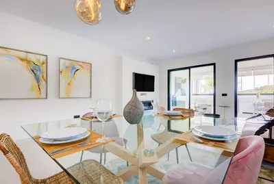 Middle Floor Apartment in Estepona