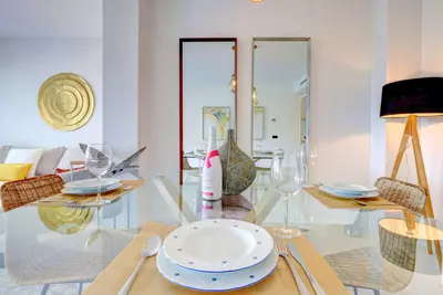 Middle Floor Apartment in Estepona
