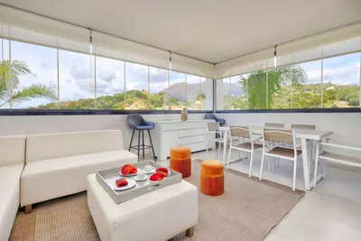 Middle Floor Apartment in Estepona