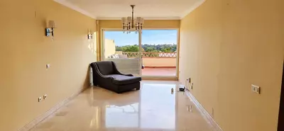 Middle Floor Apartment in Elviria
