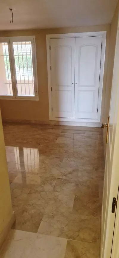 Middle Floor Apartment in Elviria