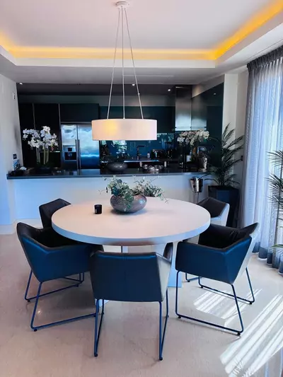Middle Floor Apartment in Benahavís