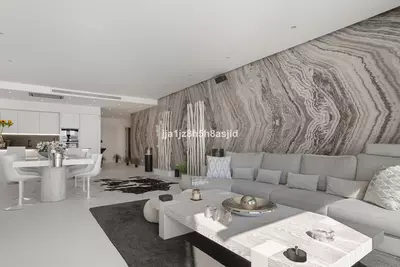 Middle Floor Apartment in Puerto Banús