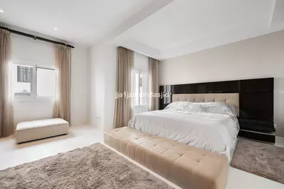 Middle Floor Apartment in Puerto Banús