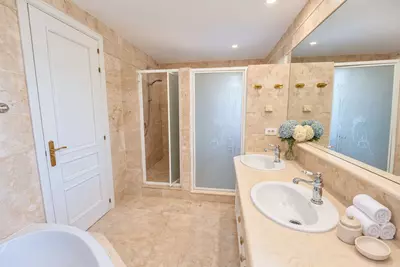 Middle Floor Apartment in Río Real