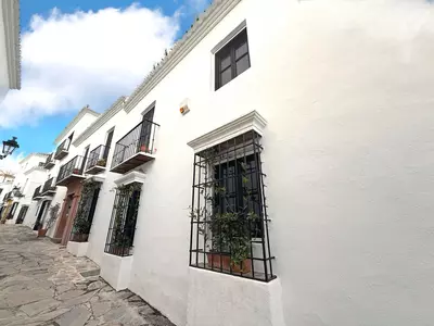 Semi-Detached House in Marbella