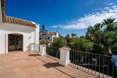 Detached Villa in Guadalmina Baja