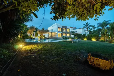 Detached Villa in Nueva Andalucía