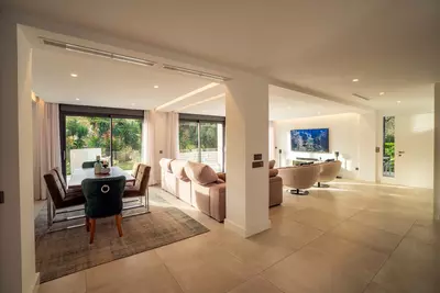 Detached Villa in Nueva Andalucía