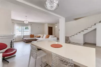 Townhouse in Casares