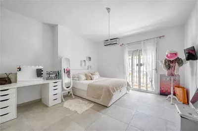 Townhouse in Casares