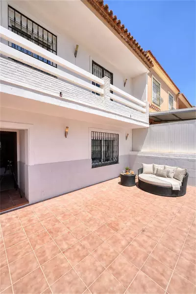 Townhouse in Casares