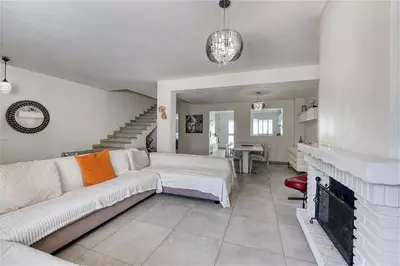 Townhouse in Casares