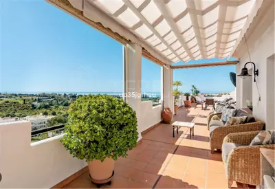 Middle Floor Apartment in Selwo