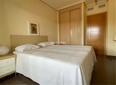 Middle Floor Apartment in Selwo