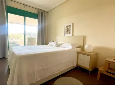 Middle Floor Apartment in Selwo
