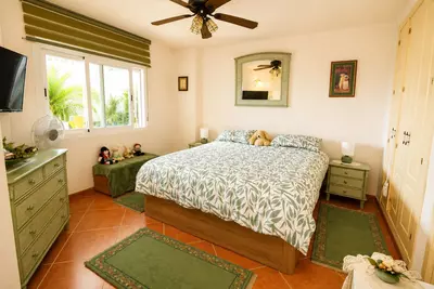 Middle Floor Apartment in Nueva Andalucía