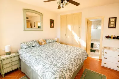 Middle Floor Apartment in Nueva Andalucía