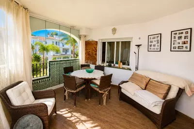 Middle Floor Apartment in Nueva Andalucía
