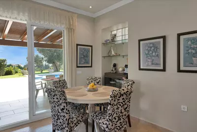 Detached Villa in Nueva Andalucía