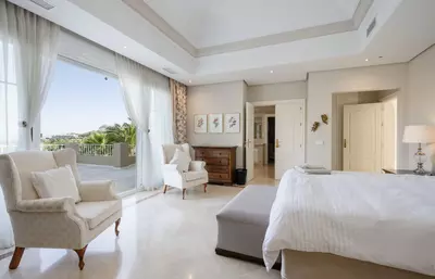 Detached Villa in Nueva Andalucía