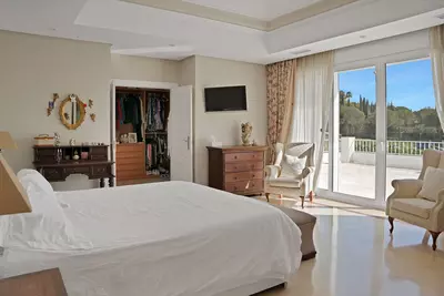 Detached Villa in Nueva Andalucía