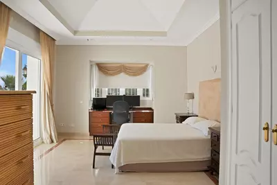 Detached Villa in Nueva Andalucía