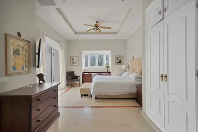 Detached Villa in Nueva Andalucía