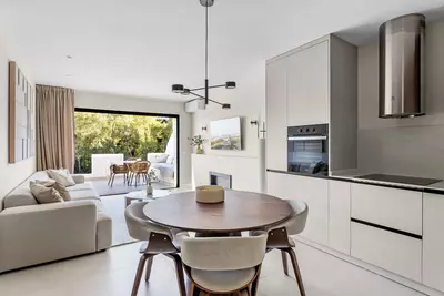 Middle Floor Apartment in Benahavís