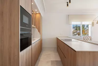 Ground Floor Apartment in Nueva Andalucía