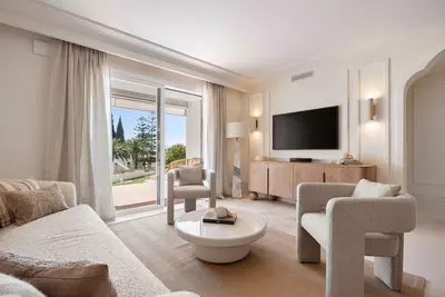 Ground Floor Apartment in Nueva Andalucía