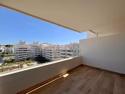Middle Floor Apartment in Nueva Andalucía