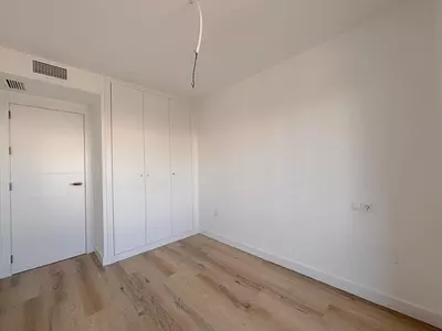 Middle Floor Apartment in Nueva Andalucía