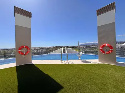 Middle Floor Apartment in Nueva Andalucía
