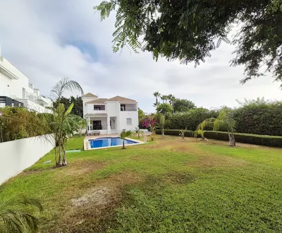 Detached Villa in Guadalmina Baja