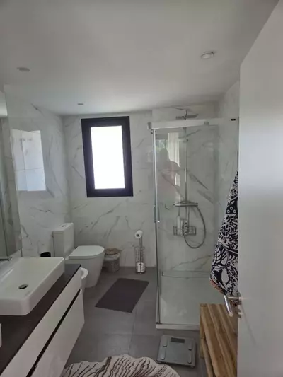 Middle Floor Apartment in Estepona