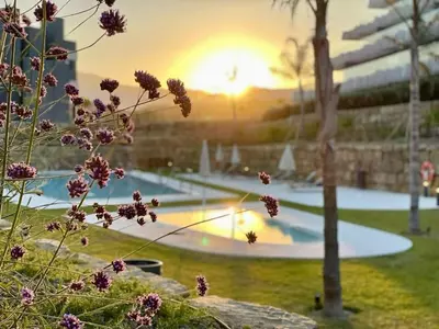 Middle Floor Apartment in Estepona