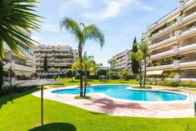 Middle Floor Apartment in Guadalmina Alta